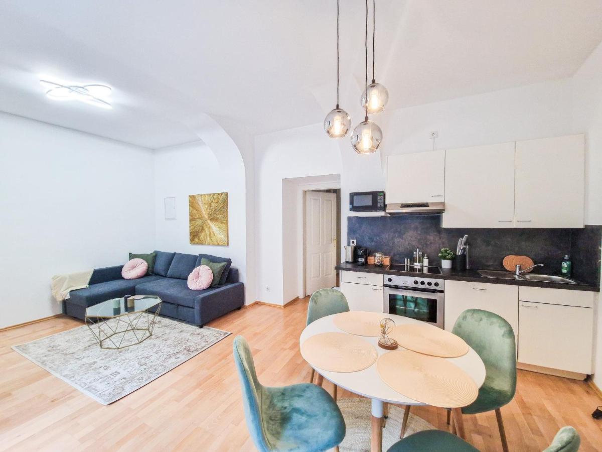 Feelhome - Design Apartment Fur 4 Gaste - Smart Tv - Naschmarkt Vienna Luaran gambar