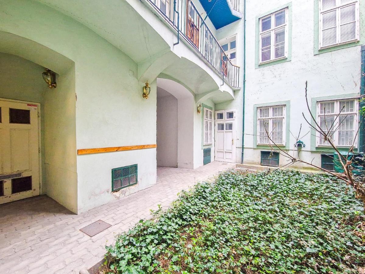 Feelhome - Design Apartment Fur 4 Gaste - Smart Tv - Naschmarkt Vienna Luaran gambar